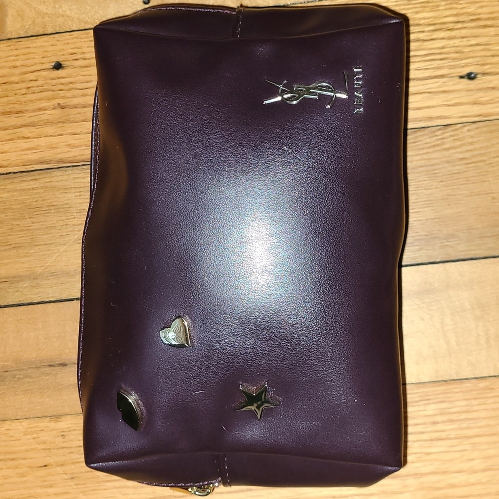 YSL BEAUTE BAG-NWOT.
